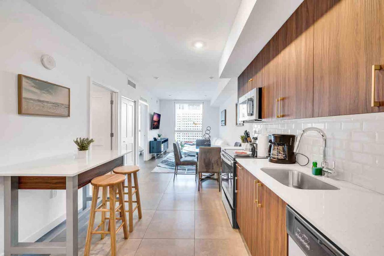 Appartamento Stylish Unit In Downtown Miami With Free Parking Esterno foto