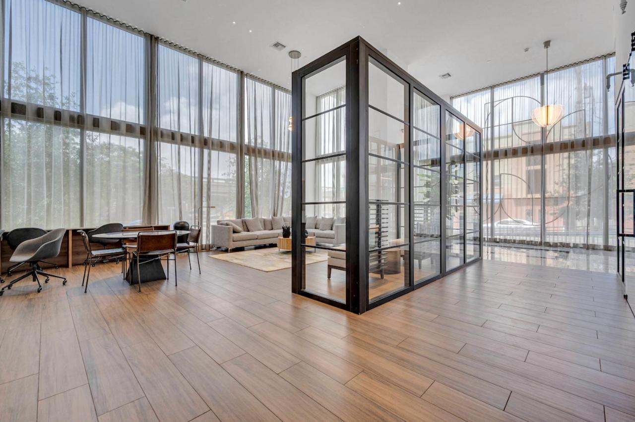 Appartamento Stylish Unit In Downtown Miami With Free Parking Esterno foto
