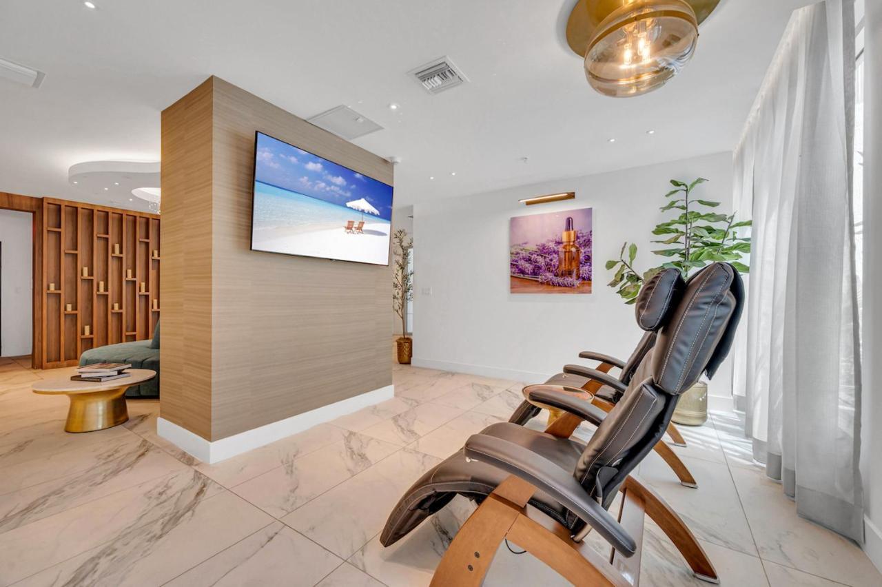 Appartamento Stylish Unit In Downtown Miami With Free Parking Esterno foto