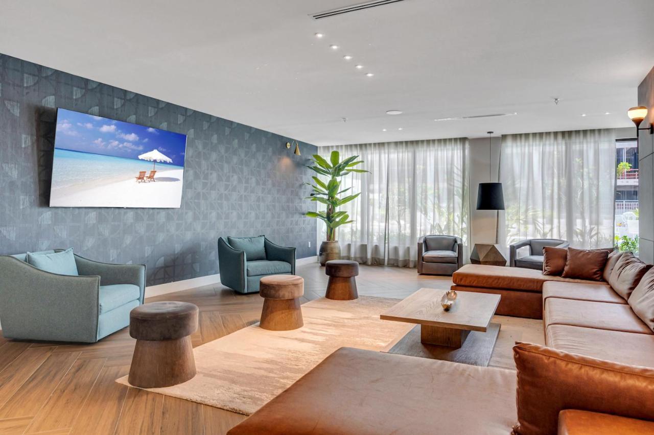 Appartamento Stylish Unit In Downtown Miami With Free Parking Esterno foto