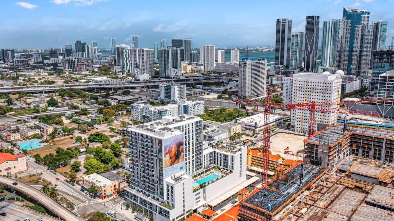 Appartamento Stylish Unit In Downtown Miami With Free Parking Esterno foto