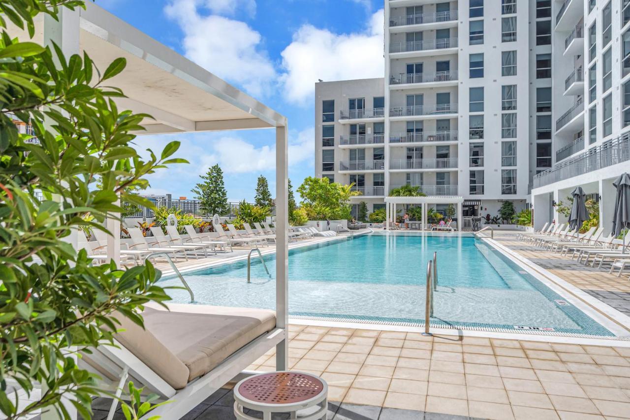Appartamento Stylish Unit In Downtown Miami With Free Parking Esterno foto